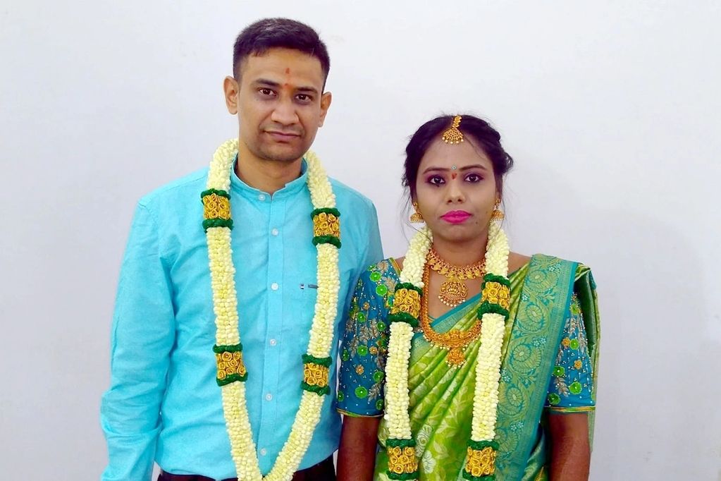 Chandra and Sankarsh in a wedding photo from the happily married gallery